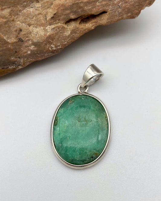 Chrysoprase Silver Pendant