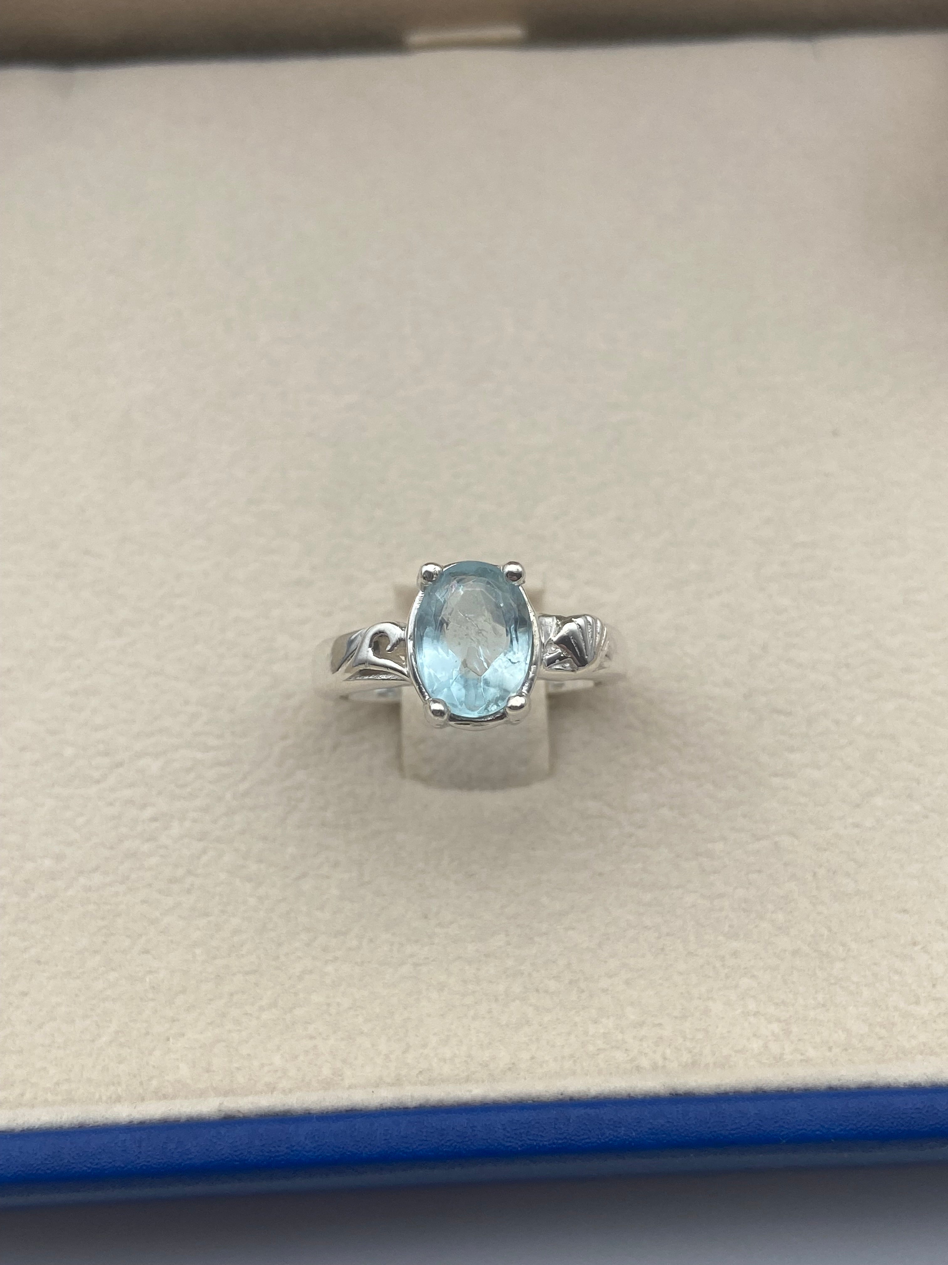 Aquamarine Silver Ring - IGI Certified - Dokkana Gemstones