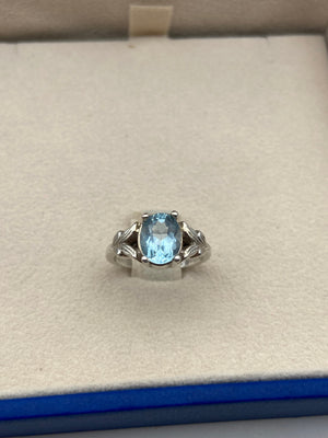 Blue Topaz Silver Ring - IGI Certified - Dokkana Gemstones