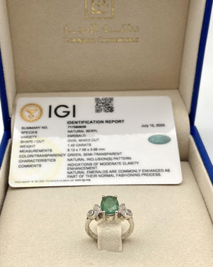 Emerald Silver Ring - IGI certified - Dokkana Gemstones