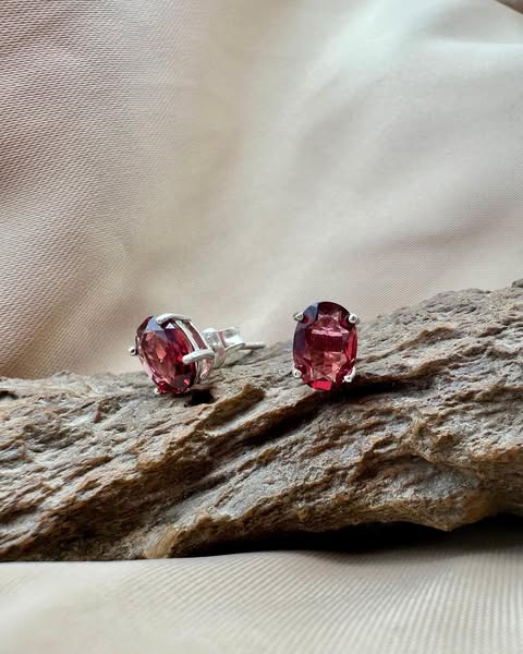 Garnet Silver Earrings - Dokkana Gemstones
