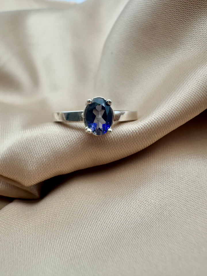 Iolite Silver Ring - IGI certified - Dokkana Gemstones
