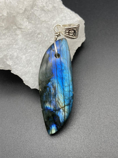 Labradorite Silver Pendants - Dokkana Gemstones