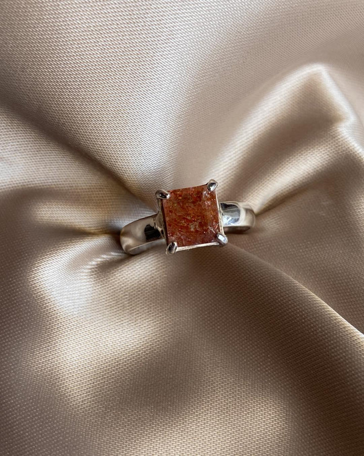 Natural Sunstone Ring - Silver 925 - Dokkana Gemstones