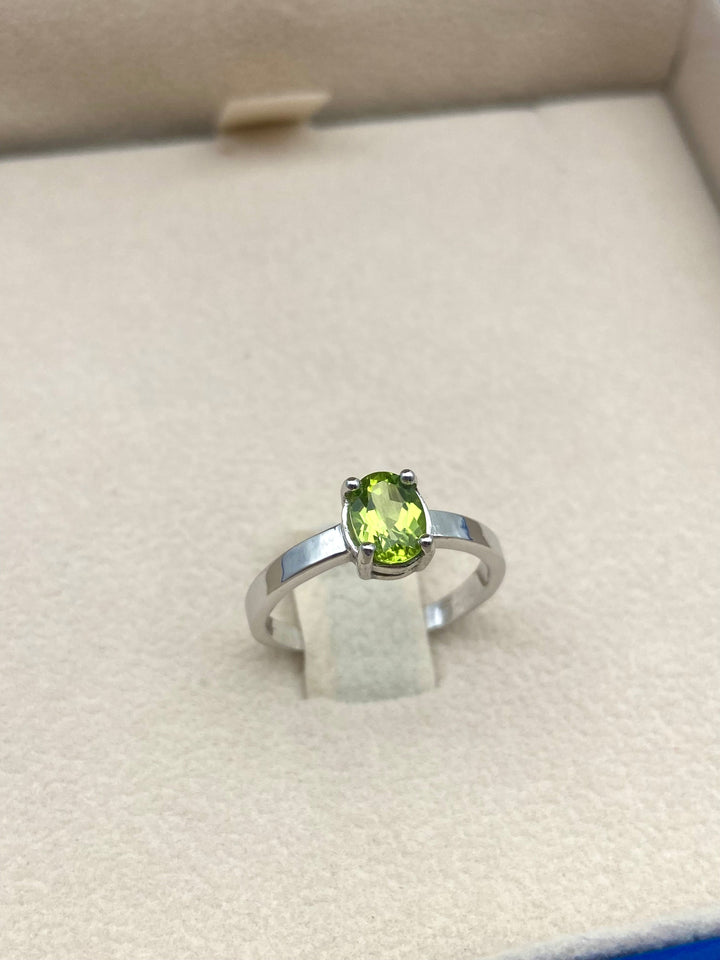 Peridot Silver Ring - IGI certified - 7x5 stone - Dokkana Gemstones