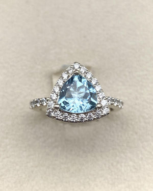 Topaz Trillion Silver Ring - IGI Certified - Dokkana Gemstones